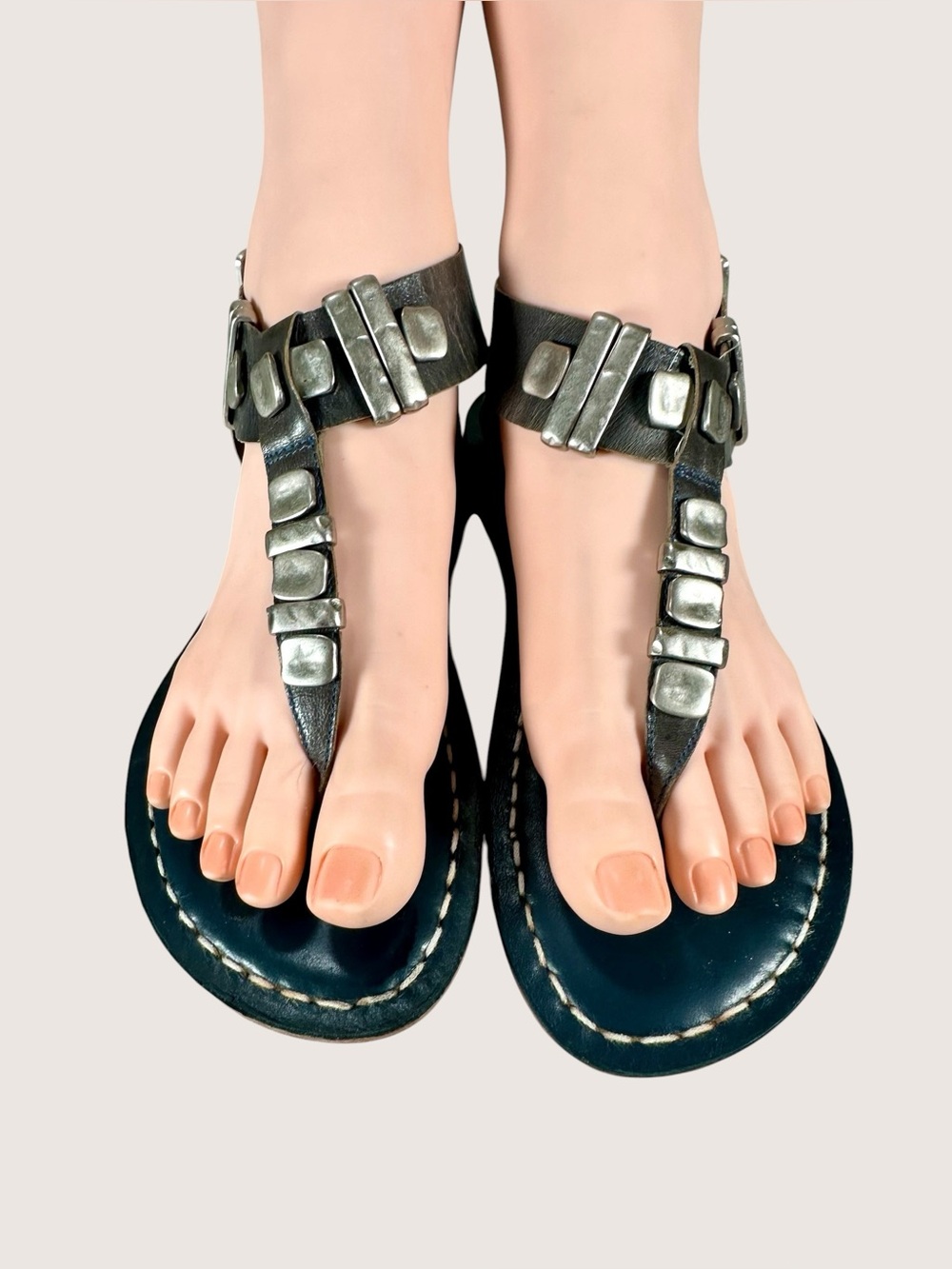 Bernardo Milan Women’s Flat T-Strap Leather Sandals